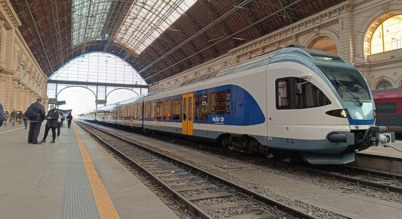 Hiba miatt szünetel a közlekedés az egyik legforgalmasabb vasútvonal egy szakaszán