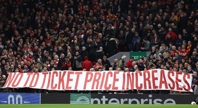 A pályán botladozik, a jegypénztárnál nem kegyelmez a Liverpool