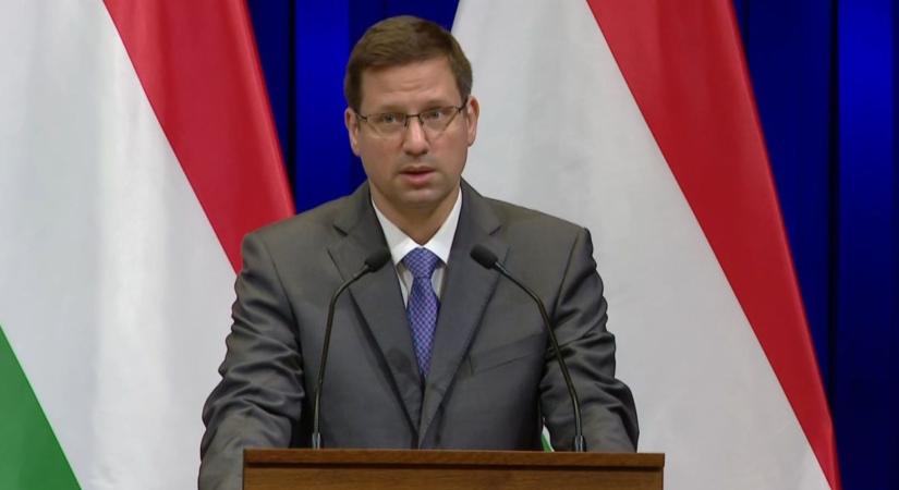 Bűncselekménnyel vádolják Panyi Szabolcs újságírót és a volt nyomozót, Szabó Bencét is