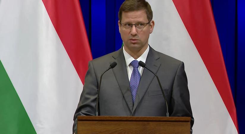 Gulyás Gergely: kémkedéssel vádolja a kormány Panyi Szabolcs újságírót