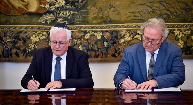 Közösen újítja fel neves tudósok síremlékeit az MTA és a Mazsihisz