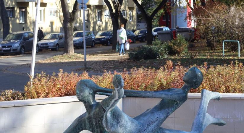 Forronganak a lakók – fülsüketítő hang szól percenként Uránvárosban (VIDEÓ)