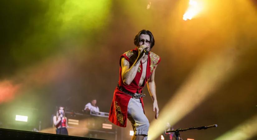 Krúbi is fellép Puzsérék Rendszerbontó Nagykoncertjén