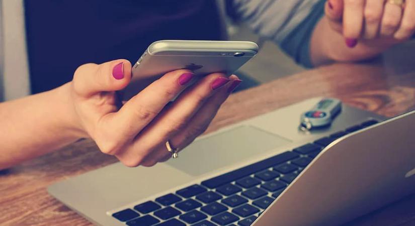 Online csalót keresnek a miskolci rendőrök