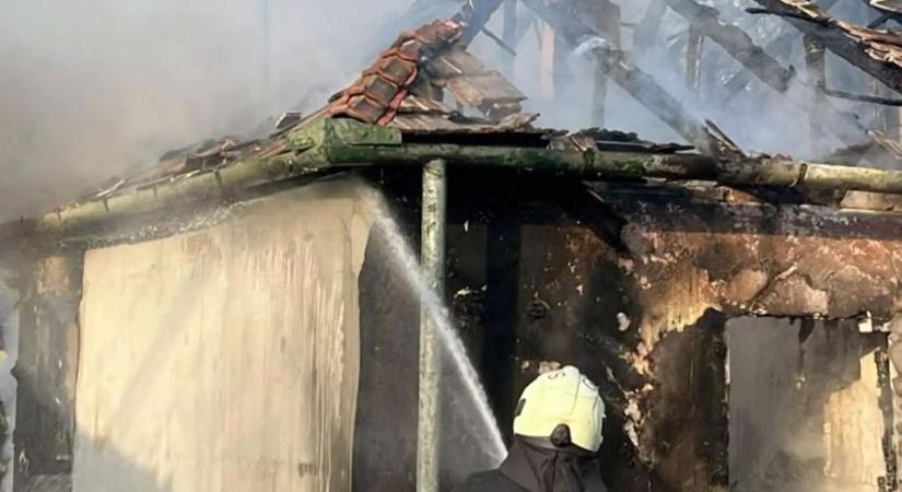 Iskolába menet vette észre a hatalmas lángokat a vámosgyörki kamaszlány