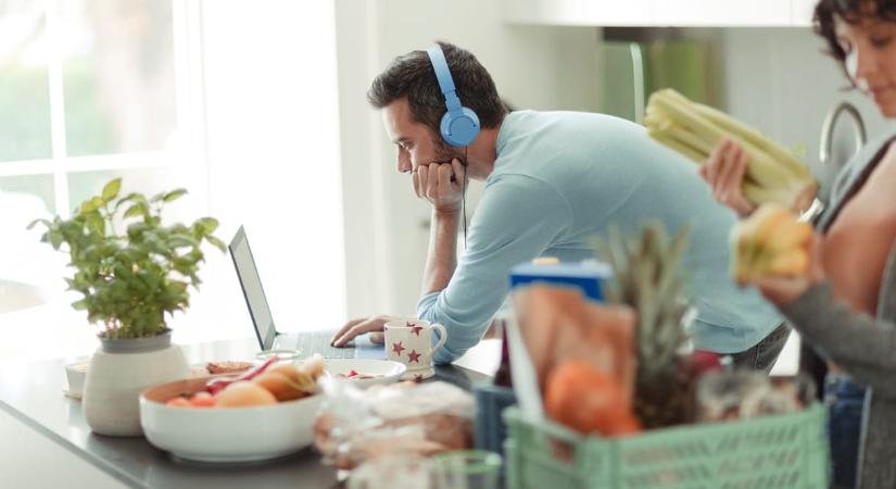 Az online kereskedők harmadánál talált akciózási szabálytalanságokat egy uniós vizsgálat