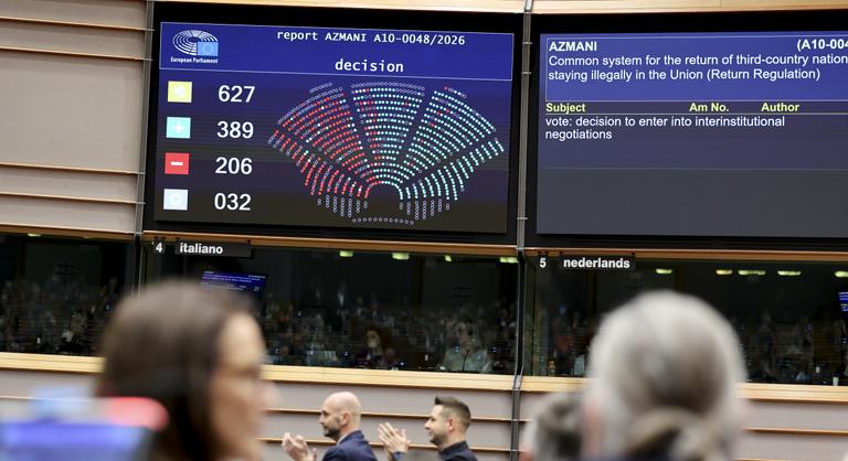 Ismét leomlott az Orbán Viktorékkal szemben emelt politikai karantén az Európai Parlamentben