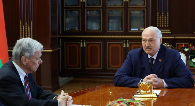 Alekszandr Lukasenko Phenjanba repült, de Mar-a-Lagóba vágyik – és egyre nagyobb az esély, hogy el is juthat oda