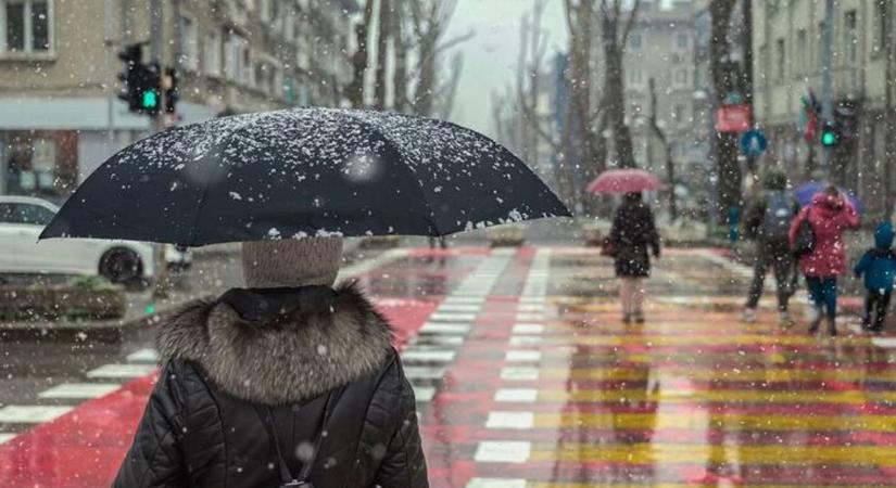 Visszatér a télies időjárás? Viharos szelet és havazást is jósolnak péntekre