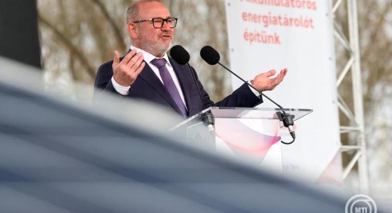 Tiszaújvárosban 6,6 milliárdos beruházást adtak át