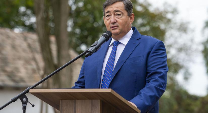 Kaufmann: Furcsa, hogy most vett ki 3 milliárdot V-Híd vagyonkezelőből Mészáros