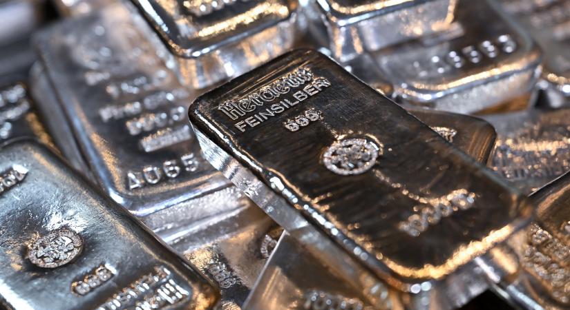 Ereszt az ezüstlufi, két hónap alatt szinte feleződött az ár