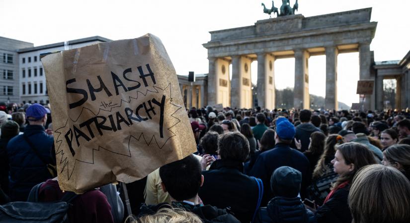 Egyre nagyobb a nyomás a német kormányon egy deepfake pornóügy következtében, hogy szigorítsa a digitális erőszak elleni törvényeket