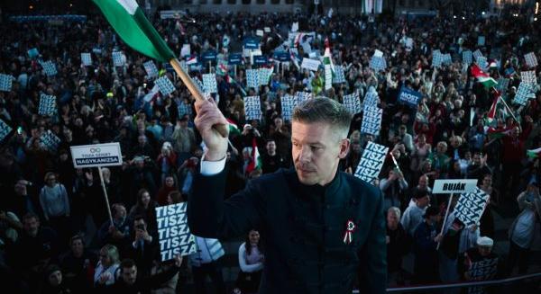 Magyar Péter: mikor indulnak már a házkutatások a Fidesz székházban és a Karmelitában?