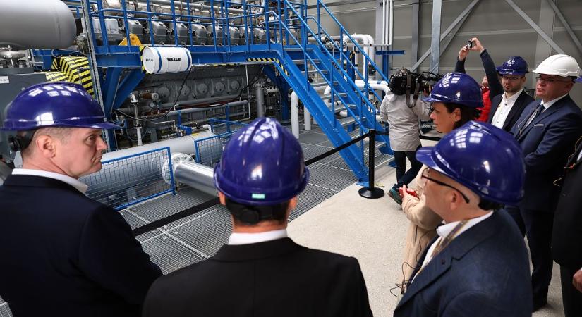 Gigafejlesztés Zsanán: a hazai gázellátás biztonságát szolgálja a hatmilliárdos fejlesztés – fotók