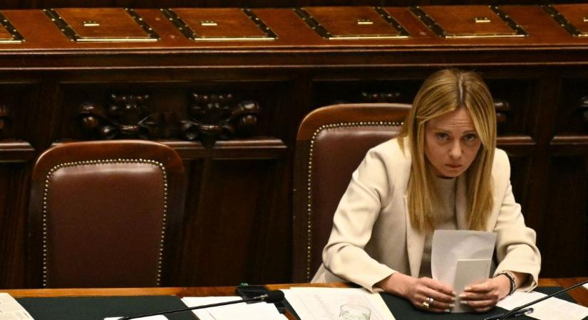 Melonit is célkeresztbe vették: az olasz baloldal vérszemet kapott, leváltanák a kormányfőt