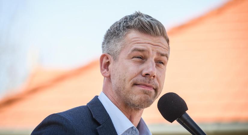 Magyar Péter: Mikor indulnak már a házkutatások a Fidesz-székházban és a Karmelitában?