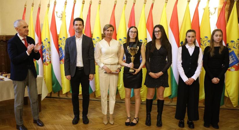 Példát is mutatnak Kaposvár büszke bajnokai