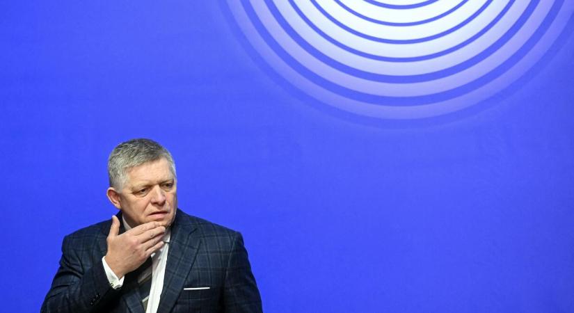Hazaárulás és más bűncselekmények miatt nyomozás indult Robert Fico ellen