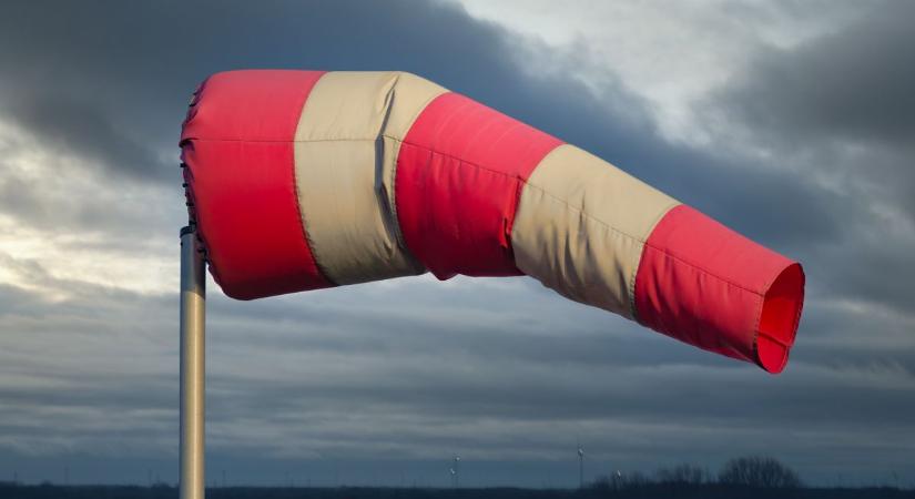 Itt az újabb riasztás Zalára: óriási széllökések okoznak veszélyt!