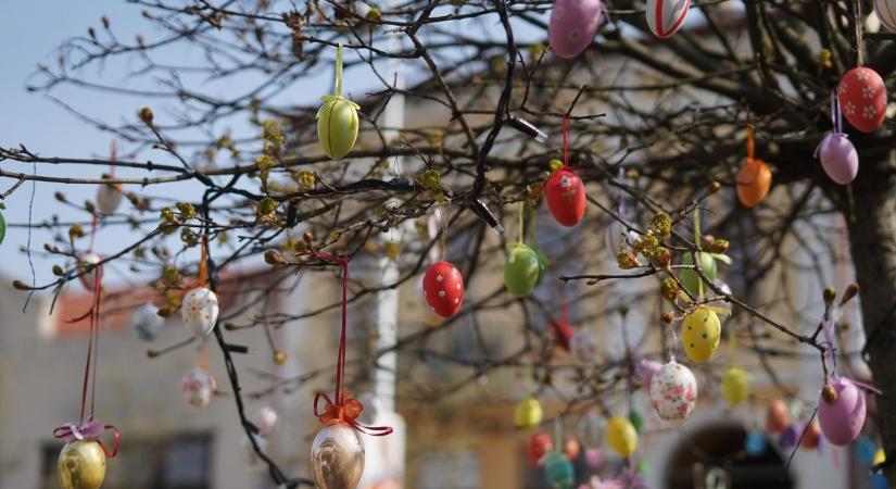 Ezért díszítünk tojásfát húsvétkor – a hagyomány, ami mindenkit összehoz!