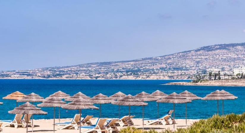 Berezeltek a turisták: nem népszerű foglalási cél Ciprus és Görögország