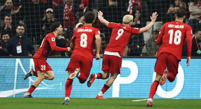 Arda Güler zseniális gólpasszt adott, a törökök egy lépésre kerültek a vb-részvételtől
