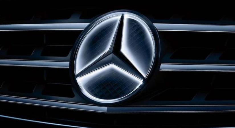 Úton a bébi G-osztály: a forma ugyanaz, a méret nem – videó