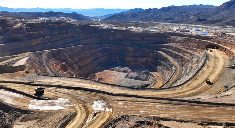 Oroszok kezébe került Ukrajna nagy aranybányája, már el is kezdték kitermelni – 290 millió dollár szakadt a gyakukba