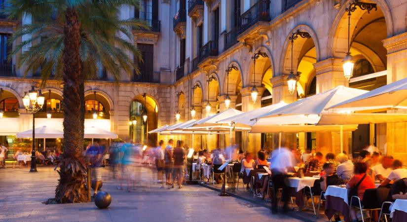 Úgy kapkodják a magyarok a külföldi repjegyeket, mint a cukrot: ez a helyszín vonzza őket húsvétkor