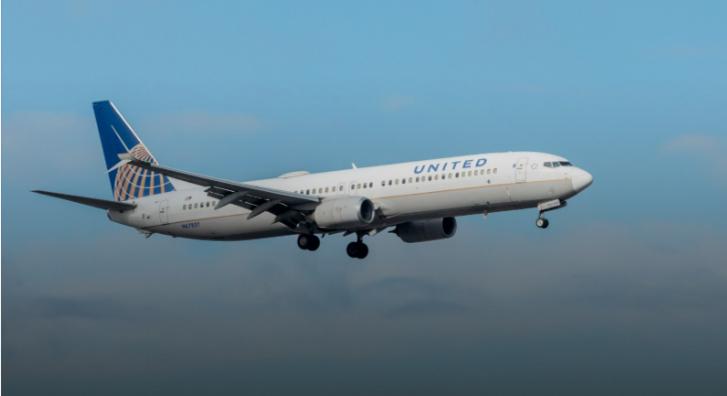 Szenzációs újítás, ággyá alakítható ülésekkel rukkolt elő ez a légitársaság