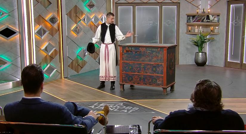 „Ne haragudj, hogy felhajtom a szoknyádat” – meglepte a licitálókat a varsányi fiú