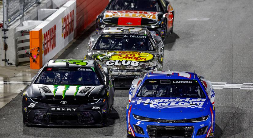 Folytatódik a balhé: A JGR már bizonyítékok eltüntetésével és a lelátókon való bujkálással vádolja egykori versenyigazgatóját