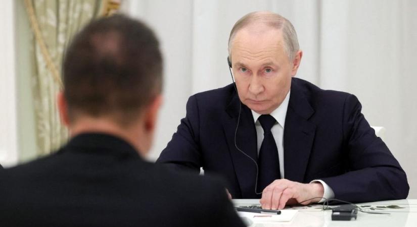 Minden bizonnyal Putyler országában szedték le a sakktábláról Marine Le Pen pártját