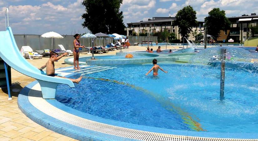 Balatoni élményfürdő marad zárva idén nyáron, mutatjuk a döntés hátterét