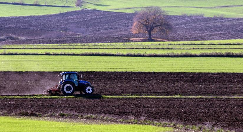 Kemény figyelmeztetés: aki nem vált, lemarad az agráriumban