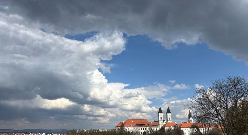 Megérkezik a hidegfront: szél, eső és havazás is jöhet