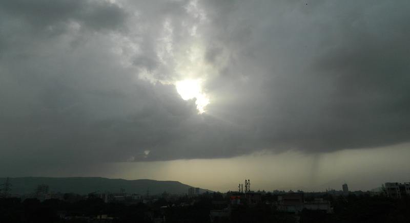 A folytatásban is marad a csapadék és a viharos szél