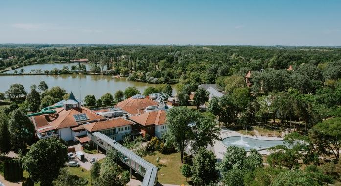 Tavaszi szünet a családdal? Három belföldi úti cél, ahol a kaland és a nyugodt pihenés kéz a kézben jár