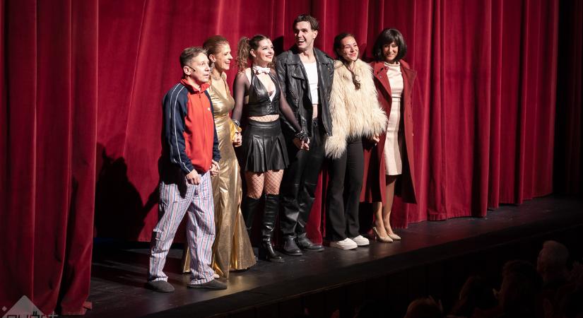 Ma van a színházi világnap