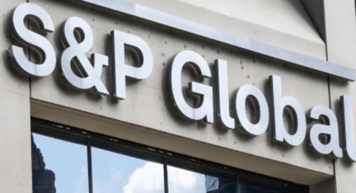 Lefelé módosította az S&P az euróövezet és a brit gazdaság előrejelzését – A közel-keleti háború átírta a képet