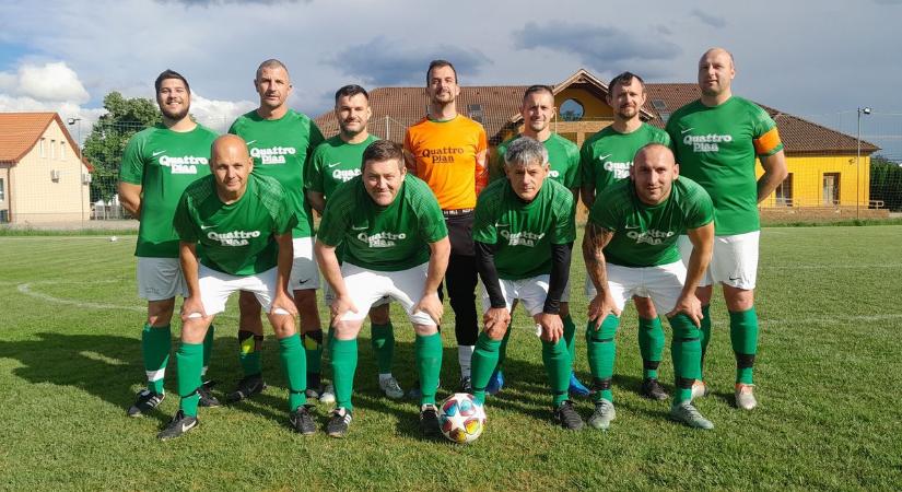 Kecel FC II.: Edzeni is hajlandó a keceliek baráti köre