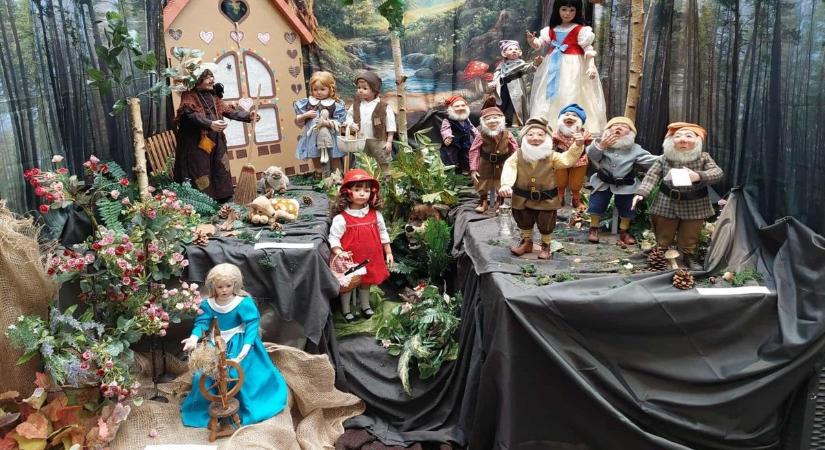 Otthonra lelnek az ország egyedülálló porcelánbabái, ilyet máshol nem látsz fotók