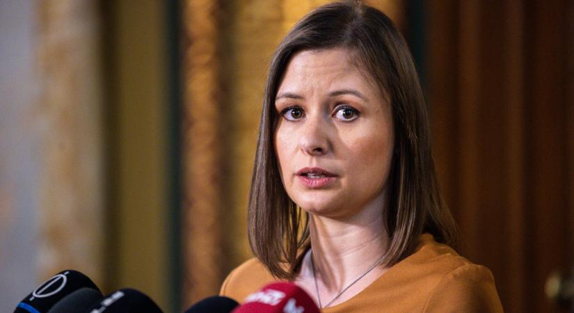 Dúró Dóra és Novák Előd is hangsúlyozza: nem fognak visszalépni a Mi Hazánk jelöltjei