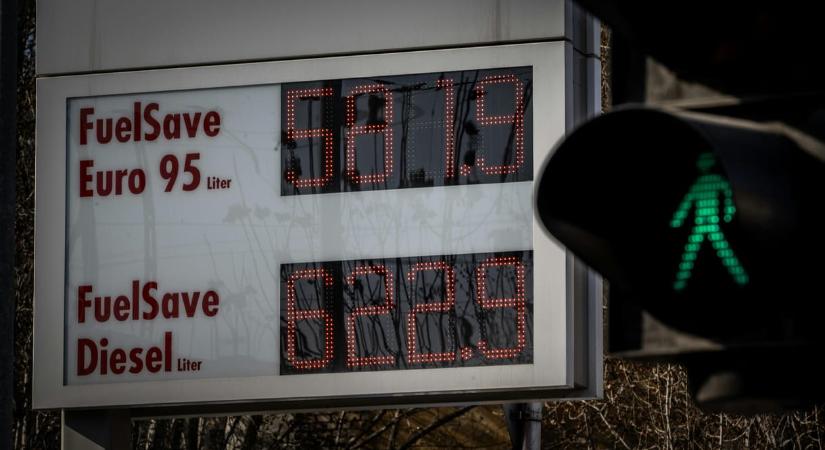 Kiderült, mennyiért tankolják a rendőrség, a mentők és a Volán járműveit