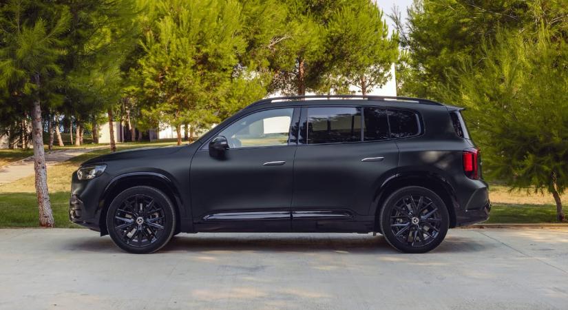 A villanyos után már benzinesként is kapható itthon a vadonatúj Mercedes GLB