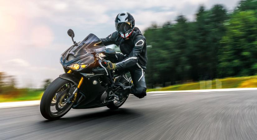 Szegeden most ingyen tanulhatják meg a motorosok, hogyan kerüljék el a bajt