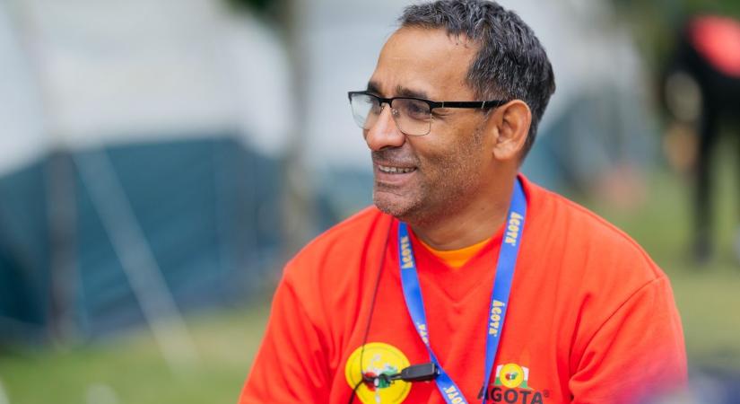 Állami gondozott volt, ma már főigazgató-helyettes