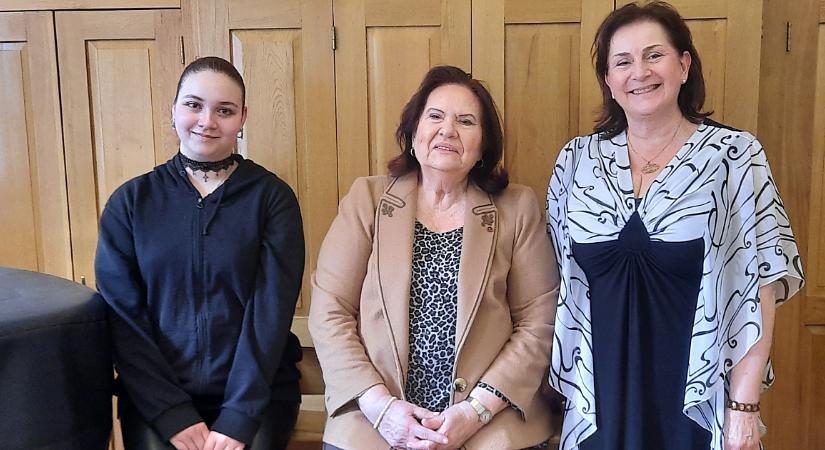 A híres operaénekestől kapott ajándékba mesterkurzust a debreceni diák