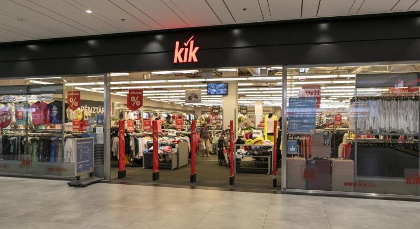 „Túl sűrűn terjeszkedtünk” – több száz üzletét bezárja az európai diszkontóriás, megtudtuk, mi a magyar piac sorsa